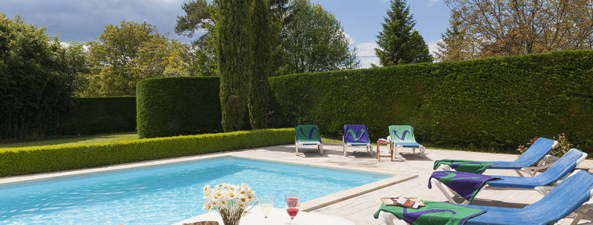 Vintage Travel french gite pool