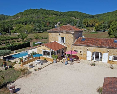 lot valley gite with pool