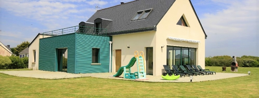 Brittany villa with heated indoor pool