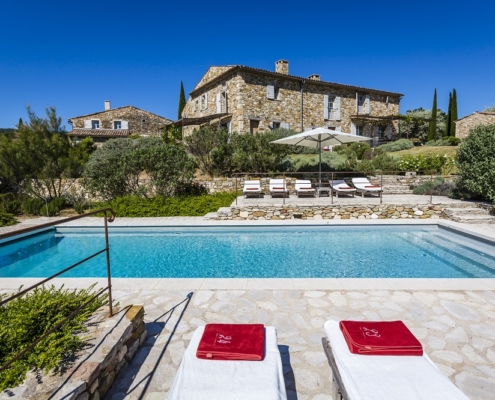 Rent a Village in Provence
